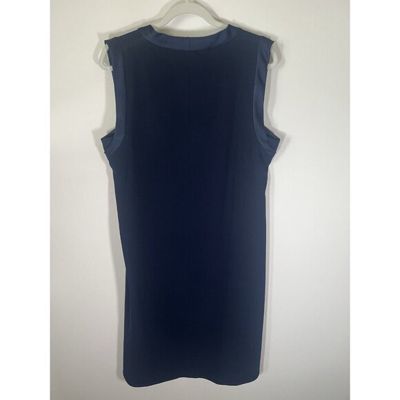 TRINA TURK navy blue scoopneck sleeveless crepe shift flowy dress L minimalist - Picture 3 of 8
